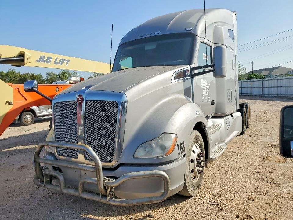 2018 KENWORTH T680