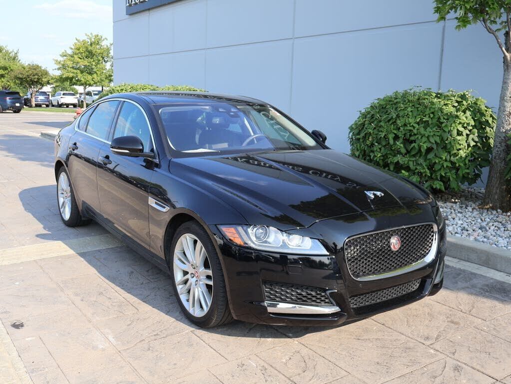 2016 JAGUAR XF