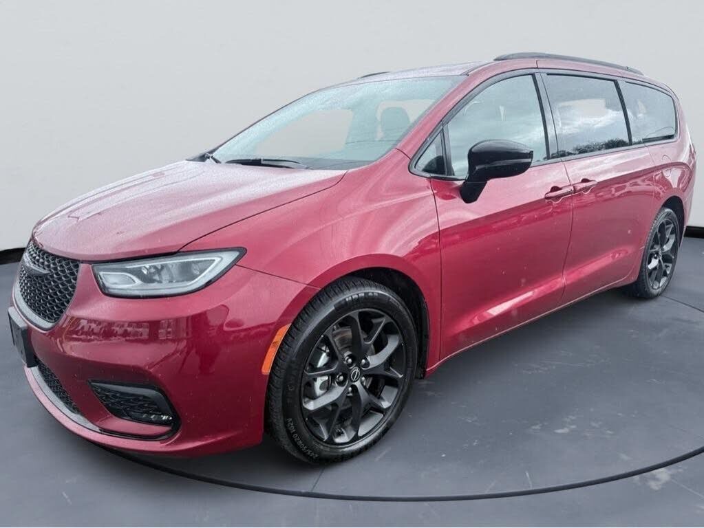 2025 CHRYSLER Pacifica