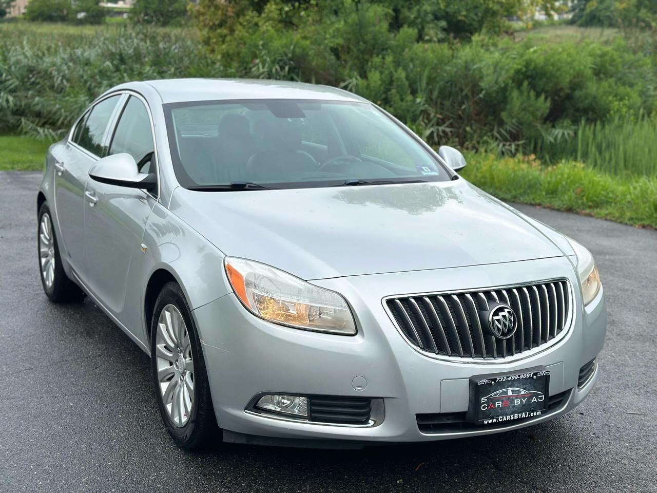 2011 BUICK Regal
