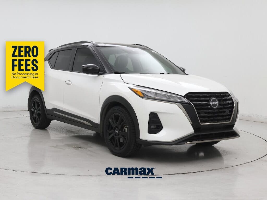 2024 NISSAN Kicks