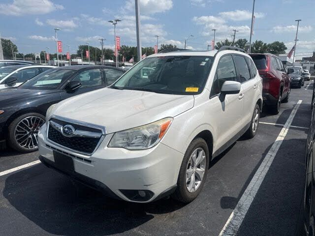 2015 SUBARU Forester
