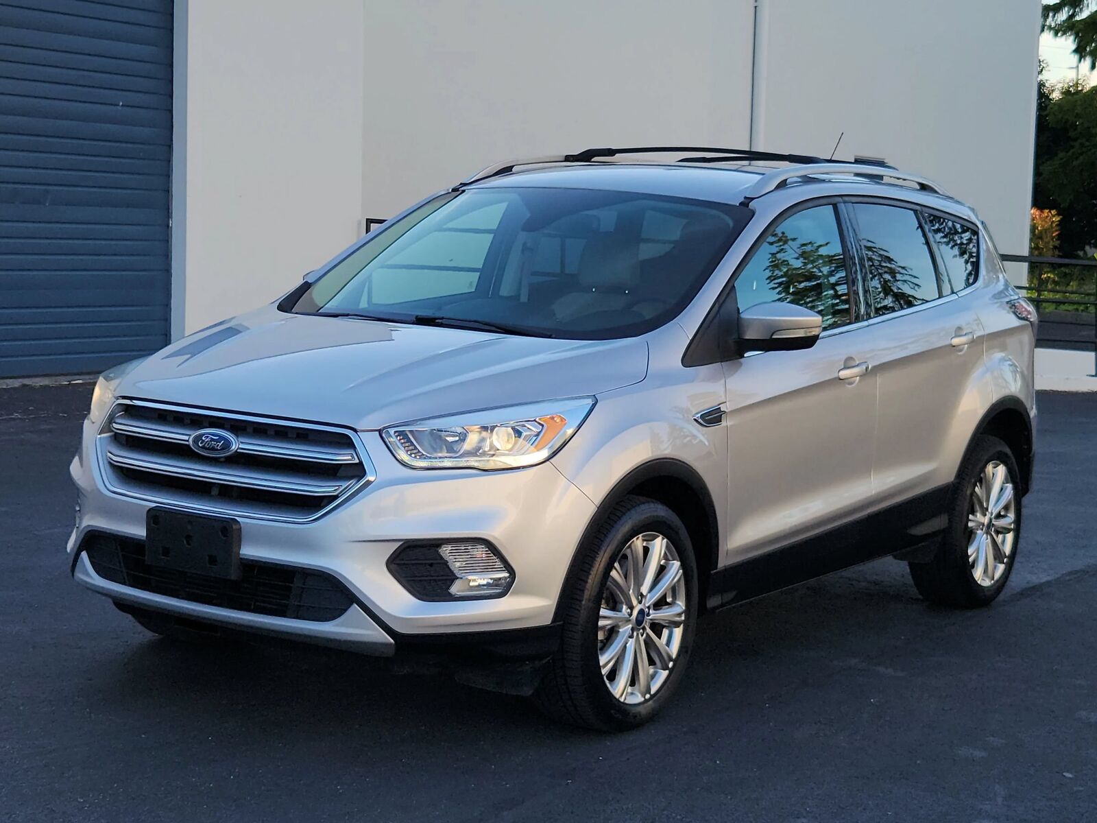 2017 FORD Escape