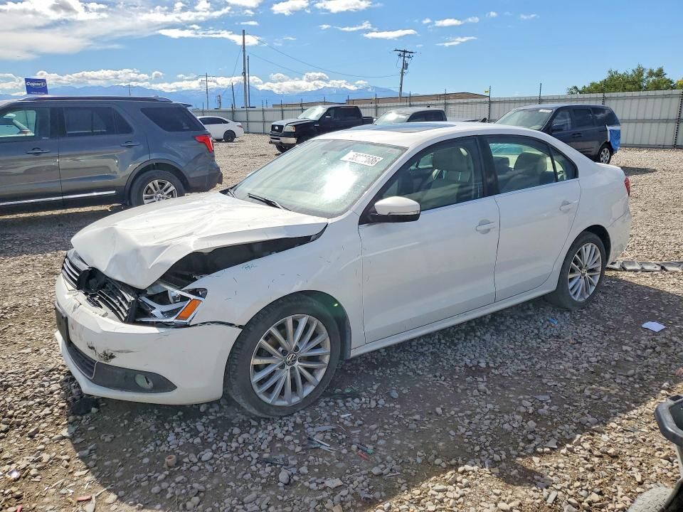 2013 VOLKSWAGEN Jetta