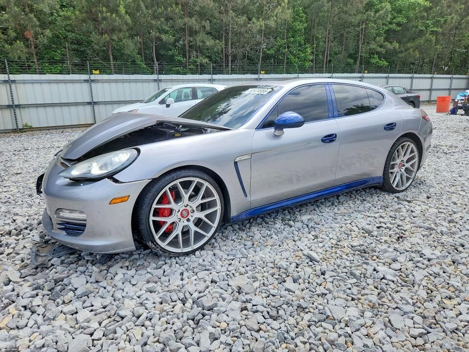 2010 PORSCHE Panamera