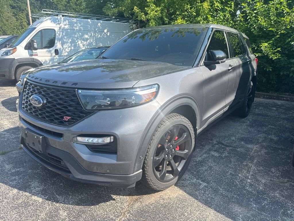 2021 FORD Explorer