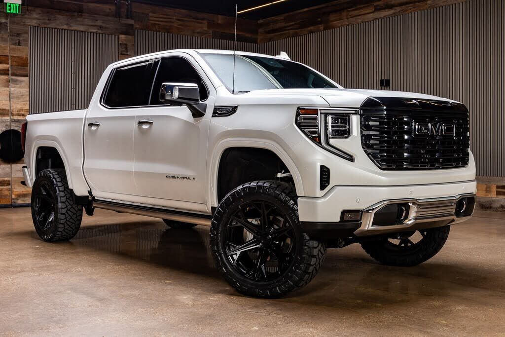 2024 GMC Sierra