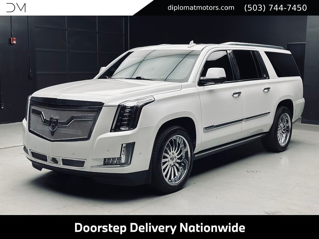 2017 CADILLAC Escalade ESV