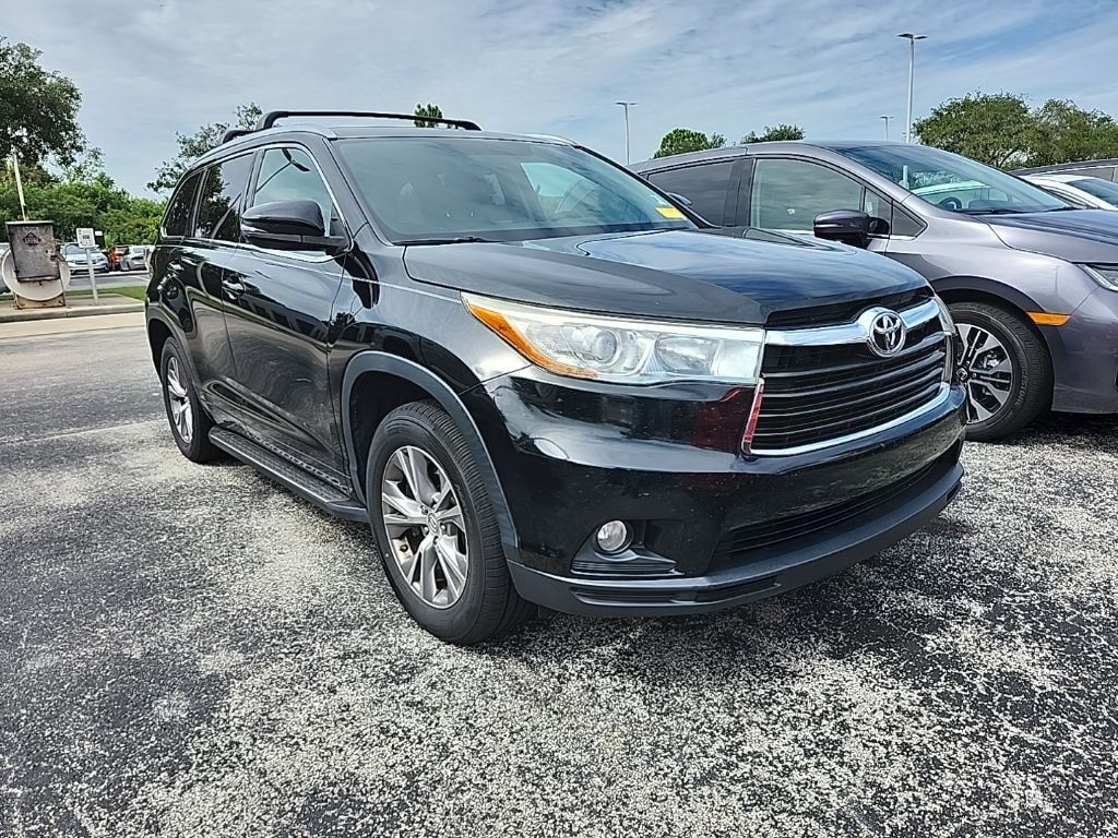 2015 TOYOTA Highlander