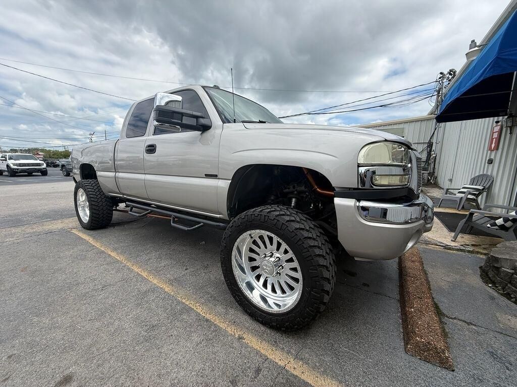 2005 GMC Sierra