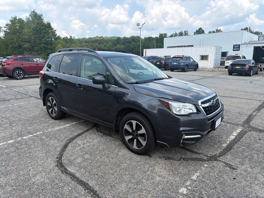 2018 SUBARU Forester