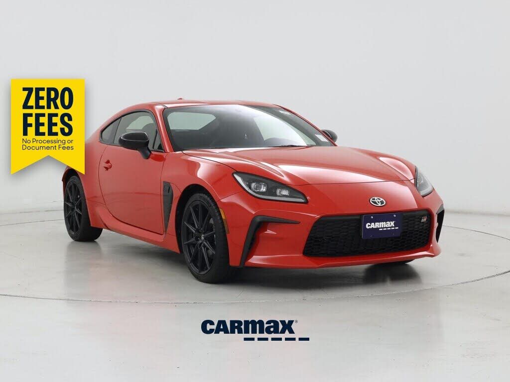 2025 TOYOTA GR86