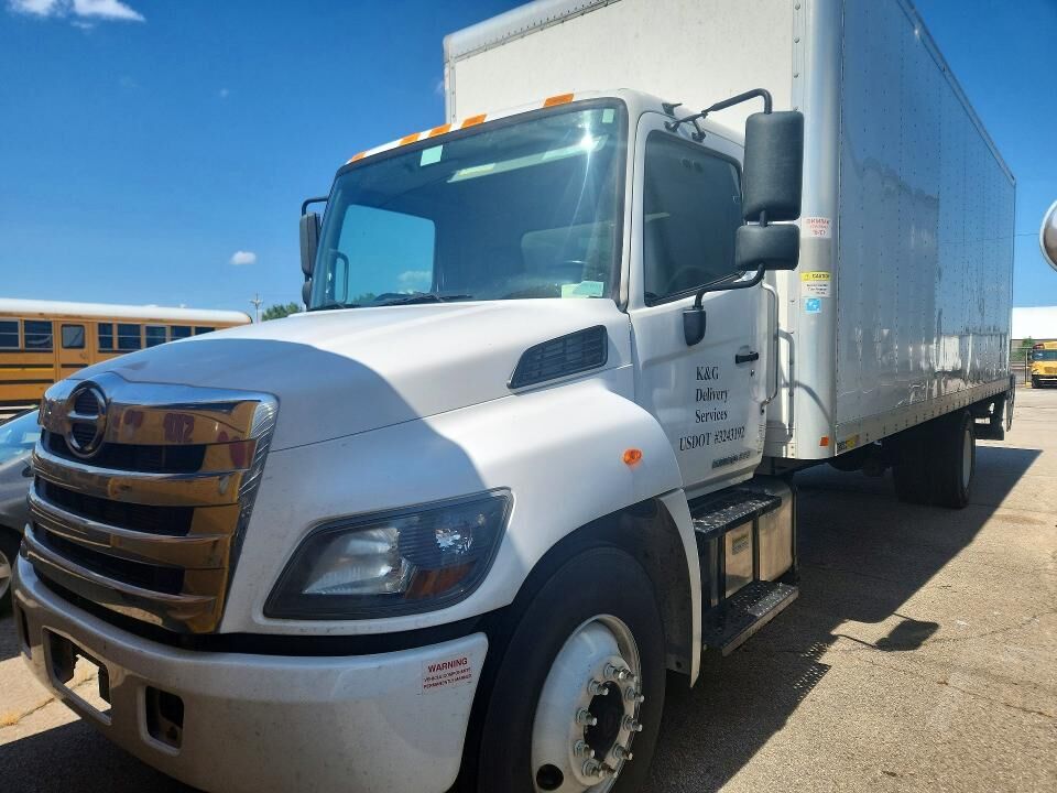 2020 HINO Conventional Type Truck