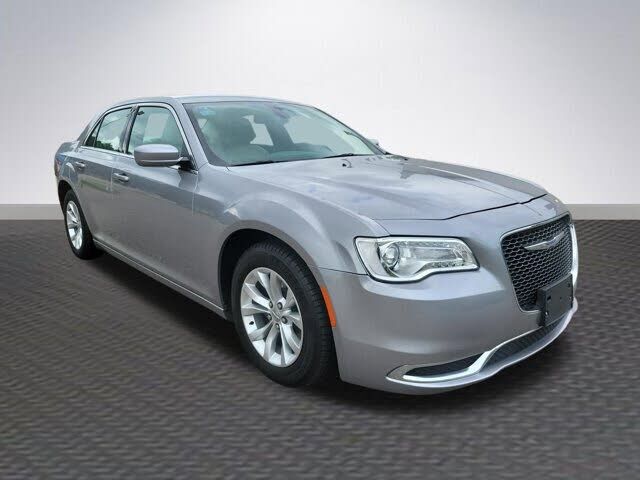 2016 CHRYSLER 300