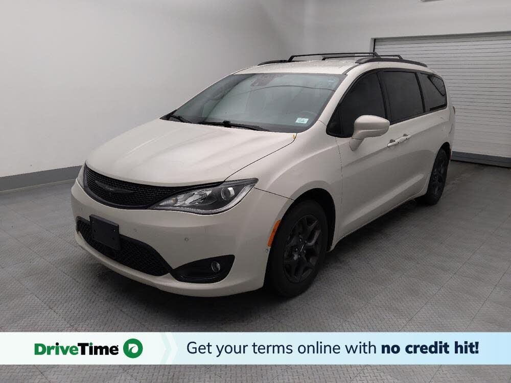 2020 CHRYSLER Pacifica