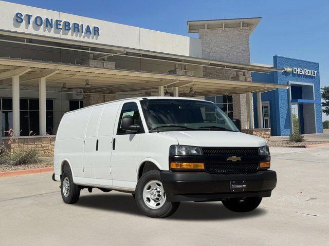 2026 CHEVROLET Express