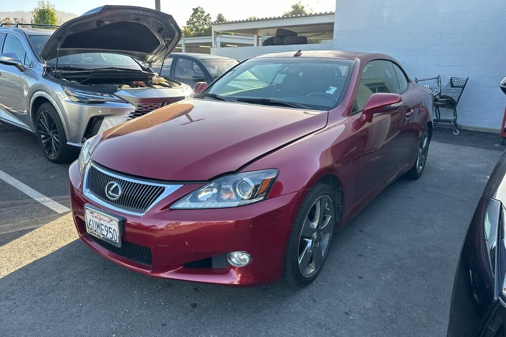 2011 LEXUS IS