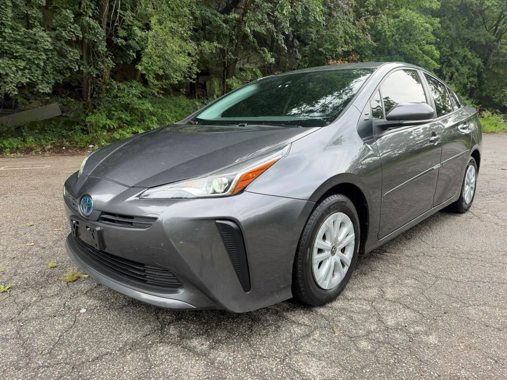 2019 TOYOTA PRIUS