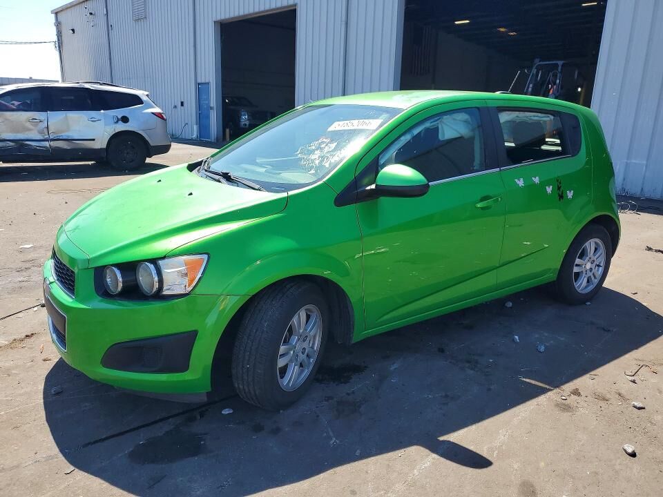 2016 CHEVROLET Sonic