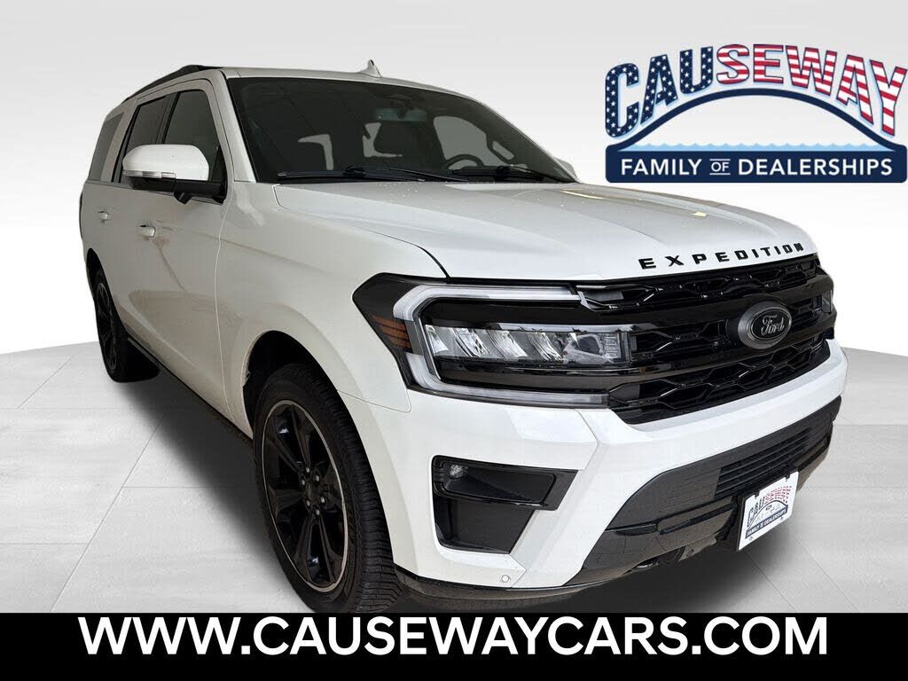 2023 FORD Expedition