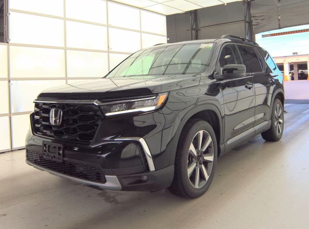 2023 HONDA Pilot