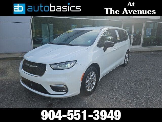 2024 CHRYSLER Pacifica
