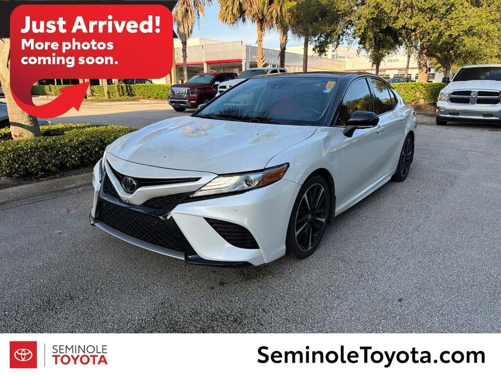 2019 TOYOTA Camry