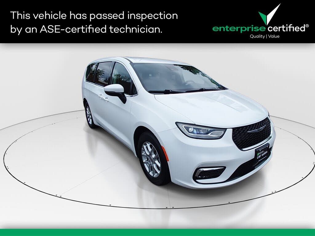 2023 CHRYSLER Pacifica