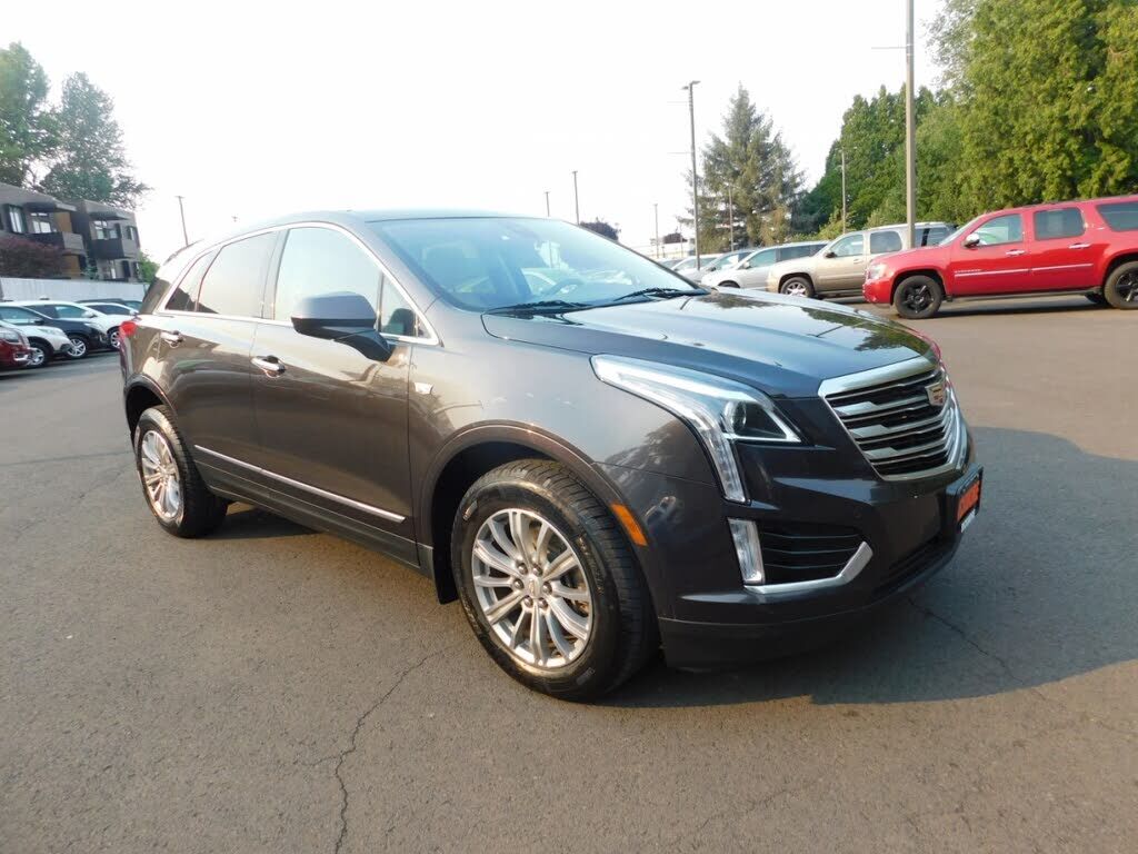 2017 CADILLAC XT5