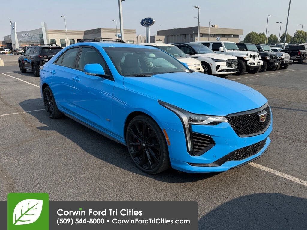 2023 CADILLAC CT4