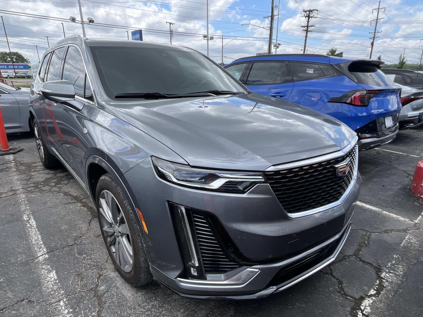 2021 CADILLAC XT6