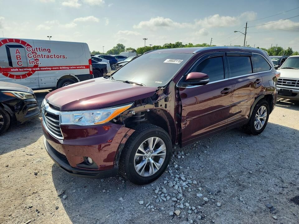 2015 TOYOTA Highlander