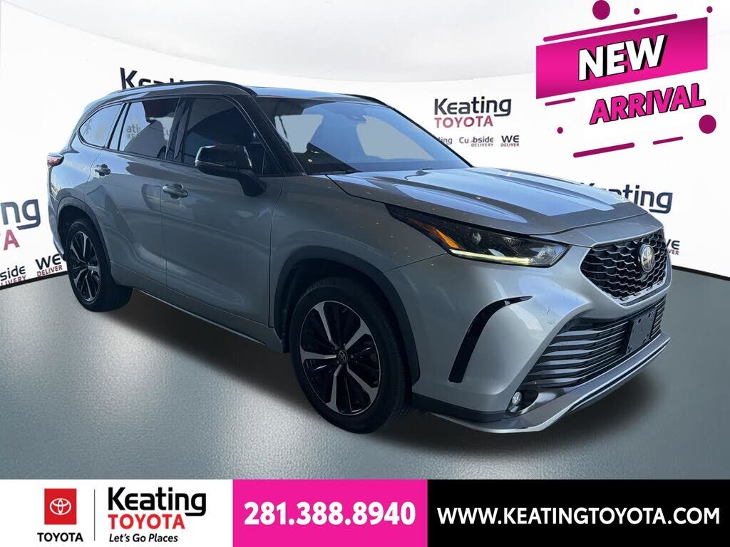 2022 TOYOTA Highlander