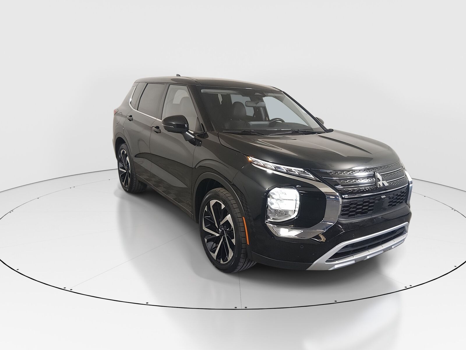 2024 MITSUBISHI Outlander