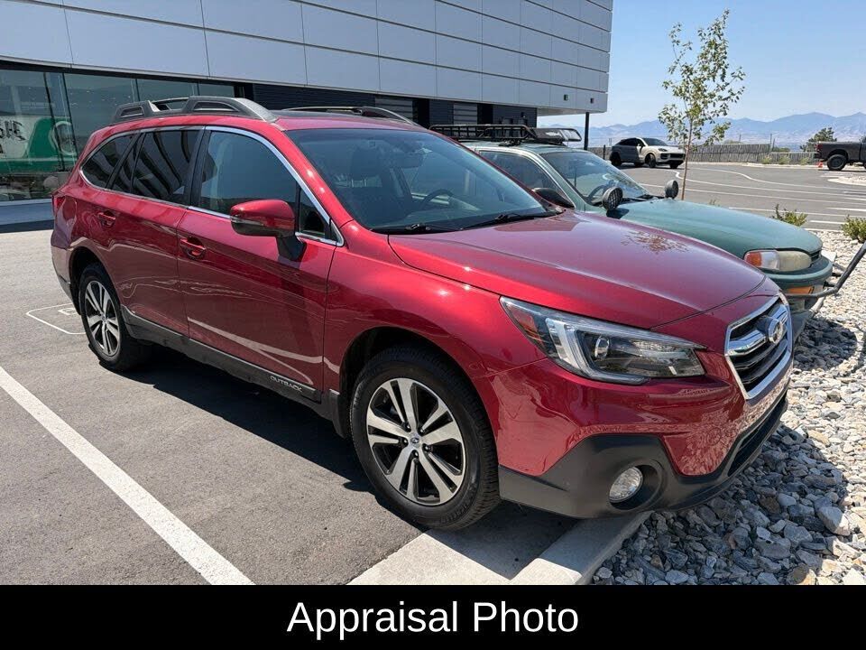 2019 SUBARU Outback