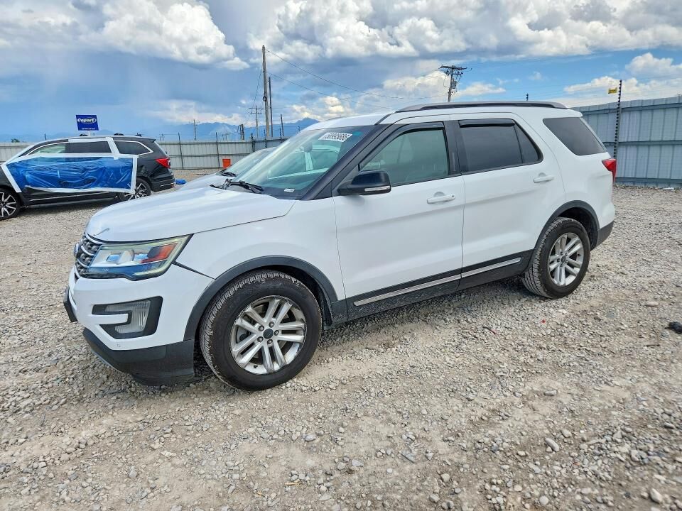 2017 FORD Explorer