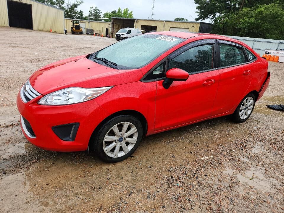 2012 FORD Fiesta
