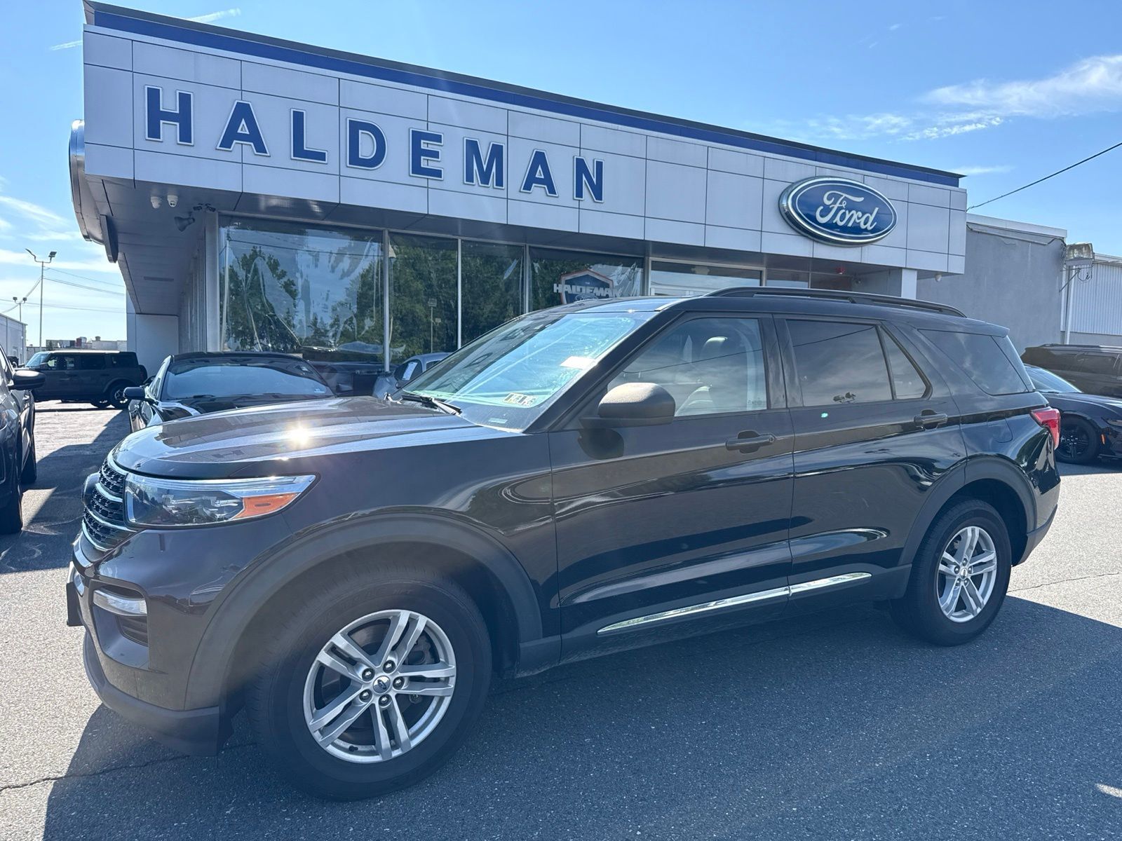 2021 FORD Explorer