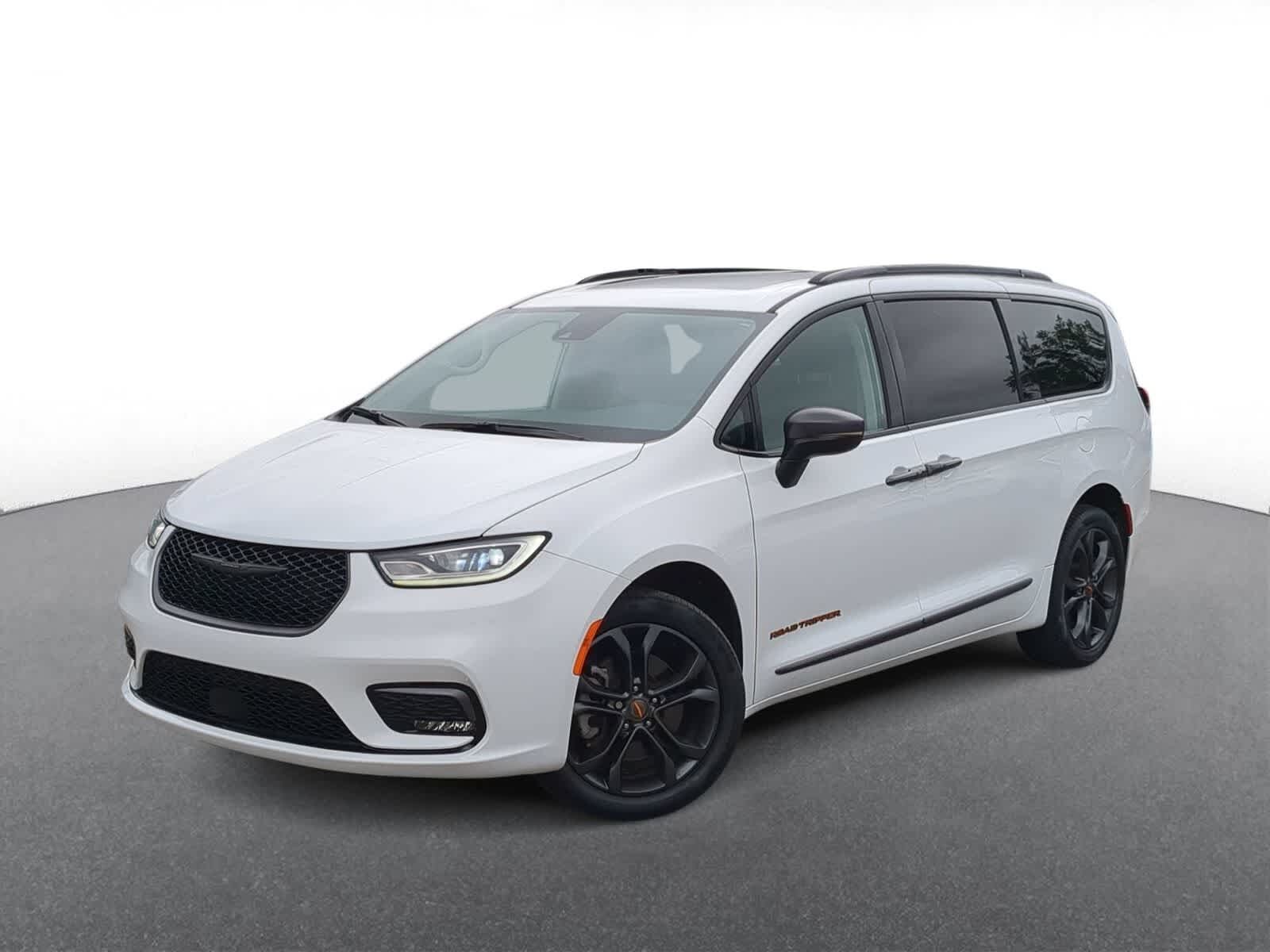 2023 CHRYSLER Pacifica