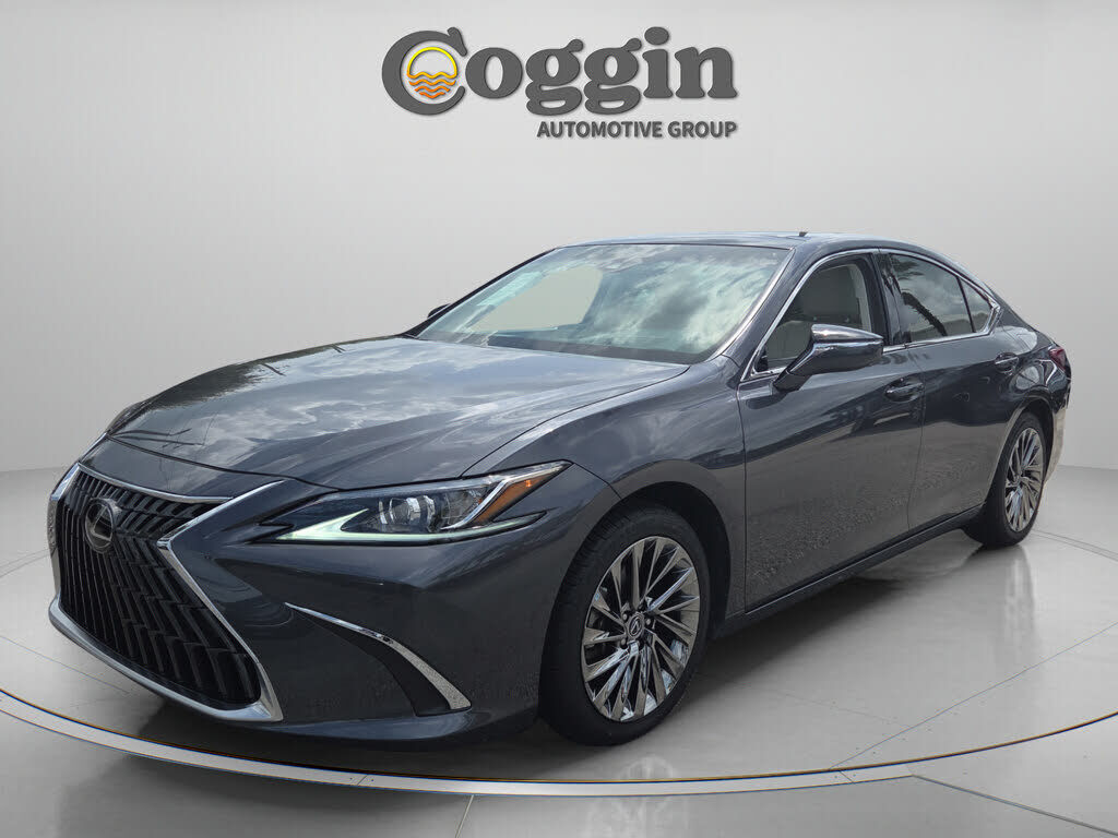 2024 LEXUS ES