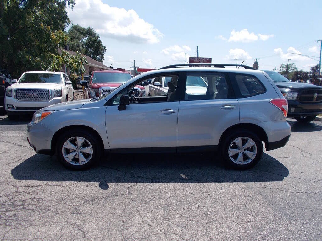 2015 SUBARU Forester