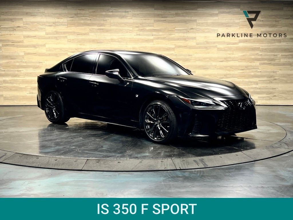 2021 LEXUS IS