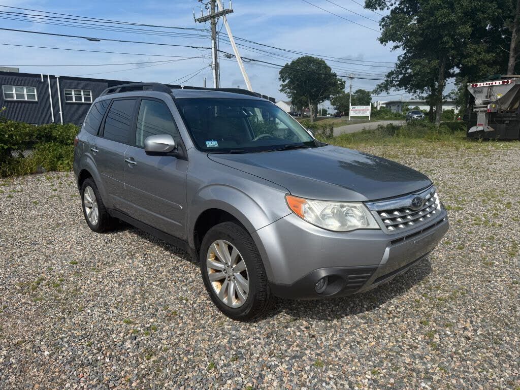 2011 SUBARU Forester