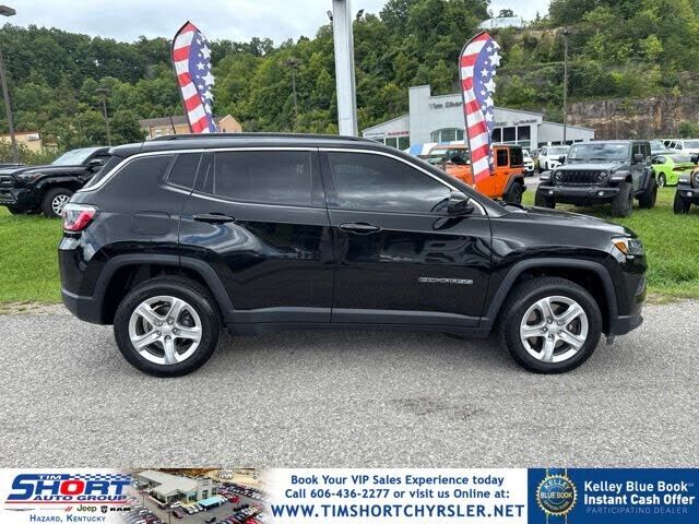 2023 JEEP Compass