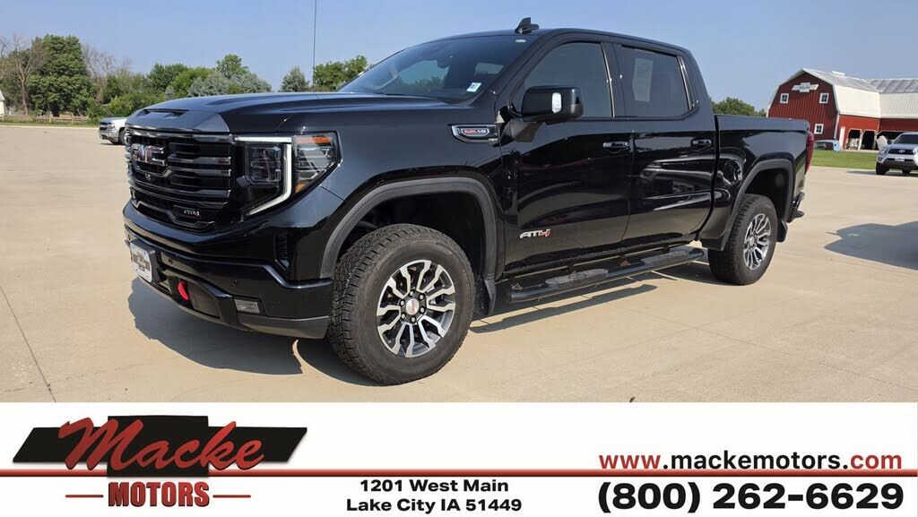 2023 GMC Sierra