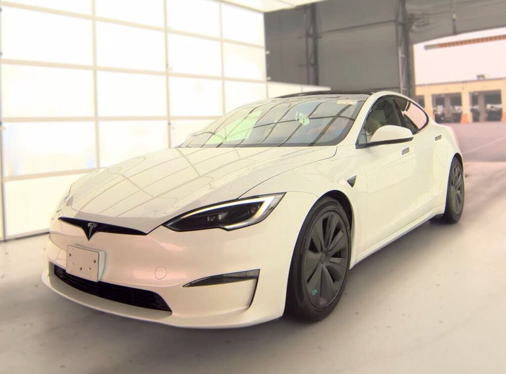 2023 TESLA Model S