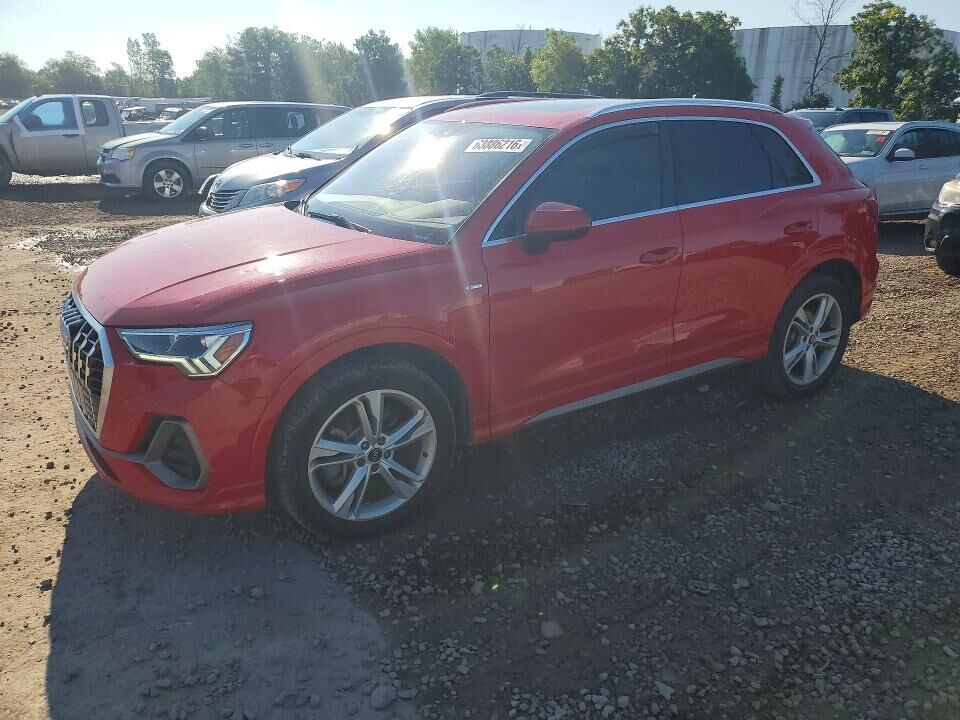 2022 AUDI Q3