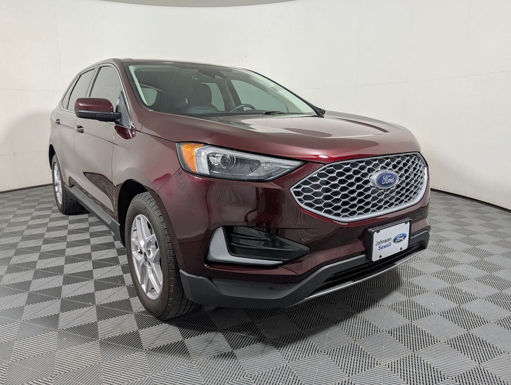 2023 FORD Edge