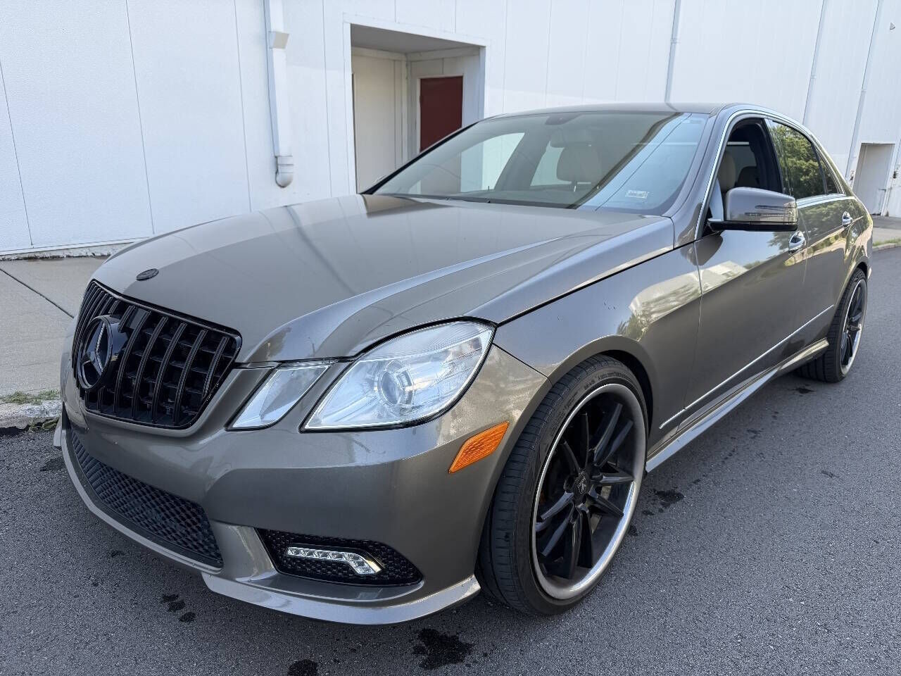 2011 MERCEDES-BENZ E-Class