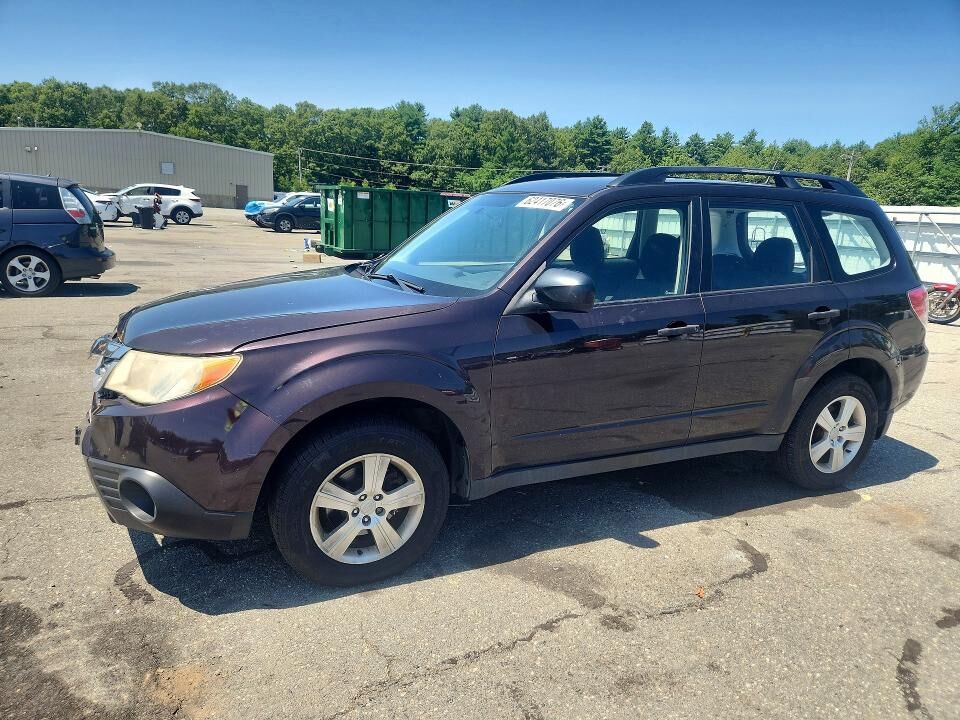 2013 SUBARU Forester